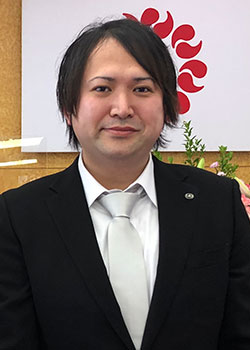 Yoshida_250x350.jpg (18.93 KB)